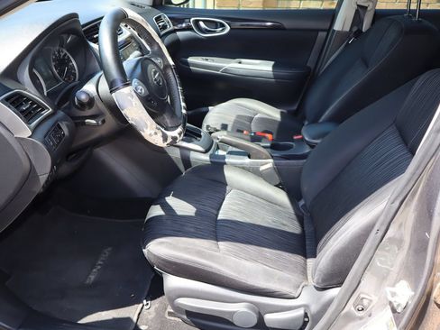 Used 2017 Nissan Sentra SV FWD image 14