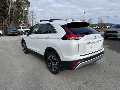 Used 2022 Mitsubishi Eclipse Cross SE image 3