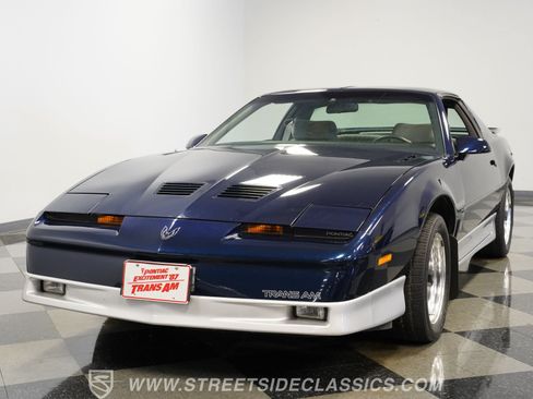 Used 1987 Pontiac Firebird Trans Am RWD image 19