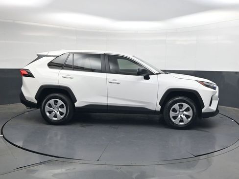 Used 2025 Toyota RAV4 LE FWD image 3