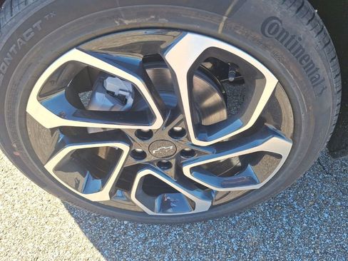 New 2026 Chevrolet Trax RS w/ Driver Confidence Package image 7