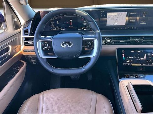 Used 2025 INFINITI QX80 Luxe image 5