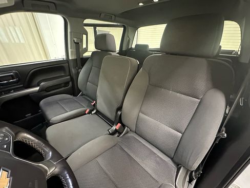 Used 2018 Chevrolet Silverado 1500 LT w/ All Star Edition image 29