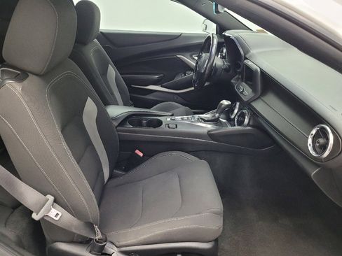 Used 2020 Chevrolet Camaro LT RWD image 21