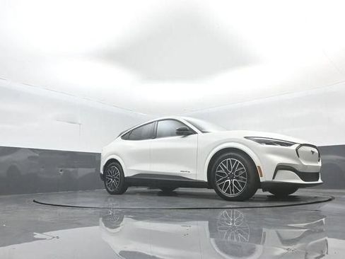 New 2026 Ford Mustang Mach-E Premium AWD/4WD image 33