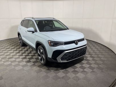 New 2026 Volkswagen Taos SE