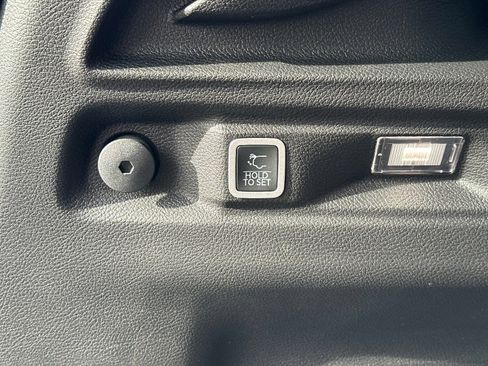 New 2025 Jeep Grand Cherokee L Limited w/ Luxury Tech Group II image 13