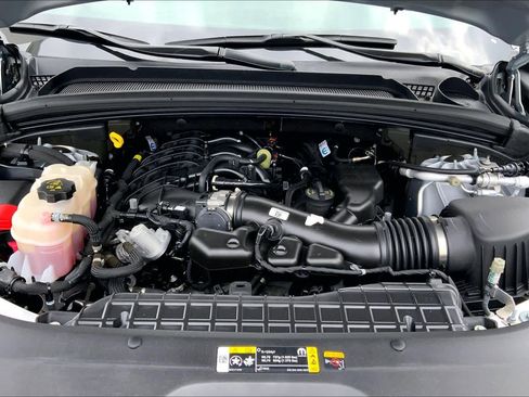 Used 2023 Jeep Grand Cherokee L Laredo AWD/4WD image 29