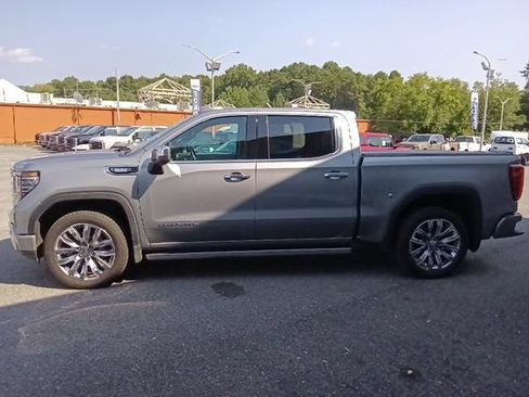 Used 2025 GMC Sierra 1500 Denali AWD/4WD image 6