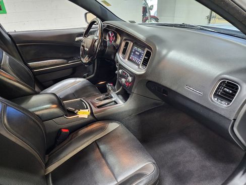 Used 2021 Dodge Charger SXT w/ Leather Interior Group image 25