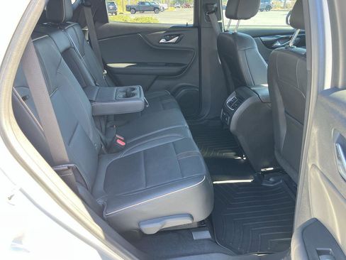 Used 2022 Chevrolet Blazer Premier image 32