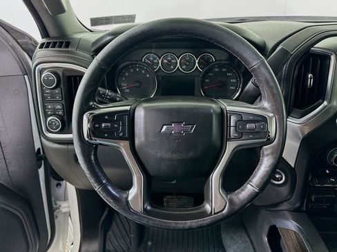 Used 2020 Chevrolet Silverado 1500 LT Trail Boss image 12