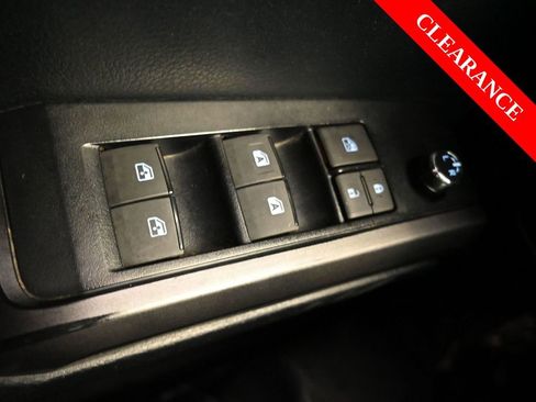 Used 2016 Toyota Tacoma TRD Sport image 23