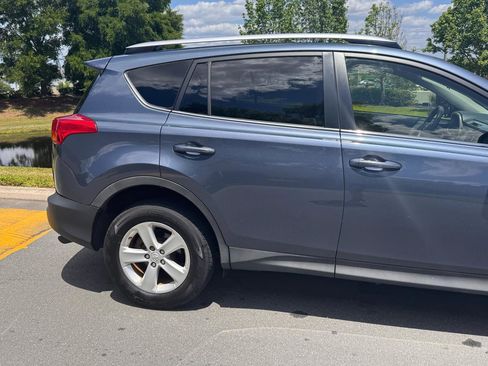 Used 2013 Toyota RAV4 XLE AWD/4WD image 30