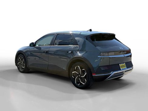 Certified 2024 Hyundai Ioniq 5 SEL RWD image 3