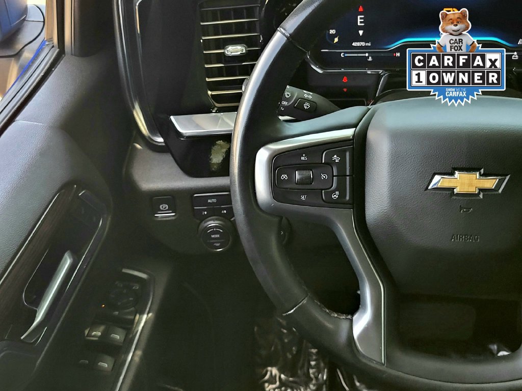 Used 2025 Chevrolet Silverado 1500 LT AWD/4WD image 12
