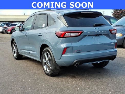 Used 2023 Ford Escape ST-Line w/ Tech Pack #1 AWD/4WD image 3