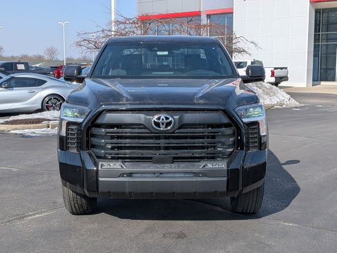 New 2026 Toyota Tundra SR5 w/ SR5 Convenience Package image 2