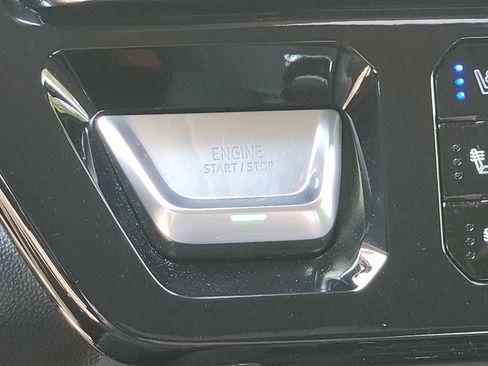 Used 2024 GMC Sierra 1500 Denali w/ Denali Reserve Package AWD/4WD image 33