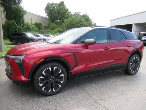 Used 2026 Chevrolet Blazer EV RS w/ Super Cruise Package AWD/4WD image 5