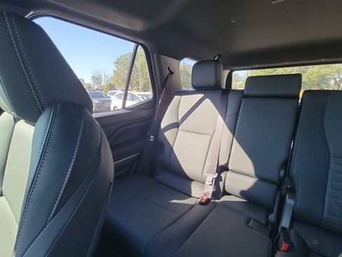 Used 2025 Toyota 4Runner TRD Off-Road Premium image 4