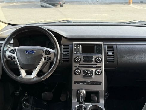 Used 2018 Ford Flex SE image 34