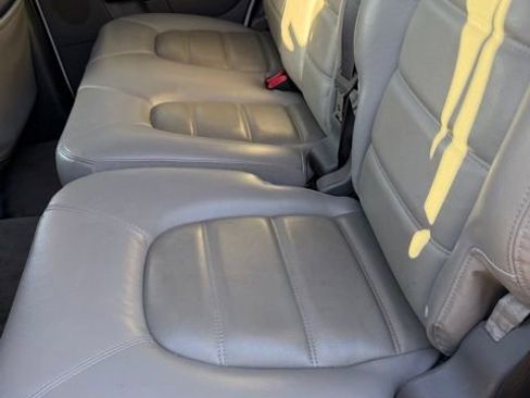 Used 2004 Ford Explorer XLT RWD image 7