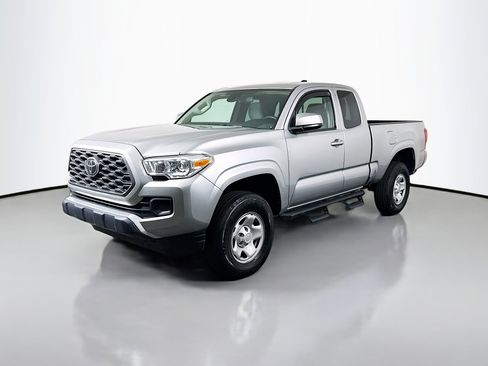 Used 2023 Toyota Tacoma SR w/ SR Convenience Package RWD image 4