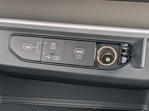 New 2027 Kia Carnival LX FWD image 24