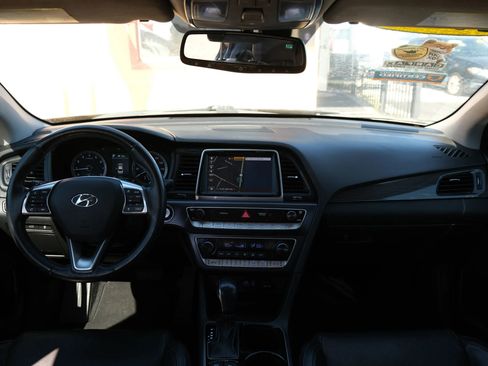 Used 2018 Hyundai Sonata Limited w/ Limited Ultimate Package 03 image 23