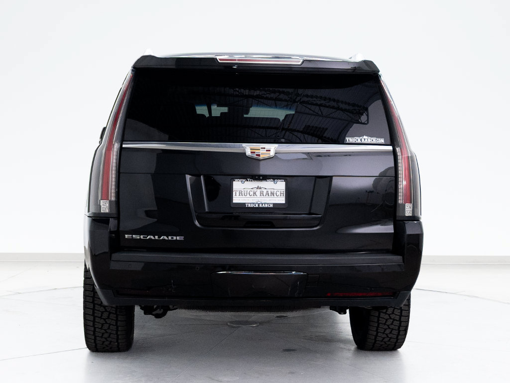 Used 2019 Cadillac Escalade Luxury AWD/4WD image 8