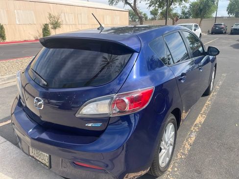 Used 2012 MAZDA MAZDA3 i Touring FWD image 4