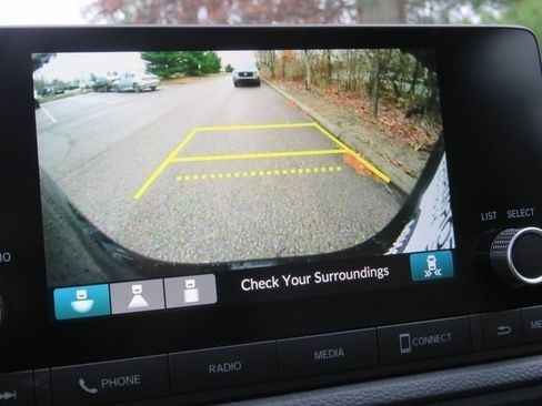 Used 2024 Honda CR-V EX image 18