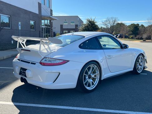 Used 2011 Porsche 911 GT3 image 9