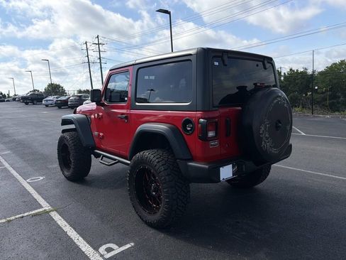 Used 2019 Jeep Wrangler Sport AWD/4WD image 5