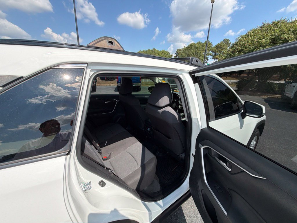 Used 2019 Toyota RAV4 XLE w/ All Weather Liner Package AWD/4WD image 12