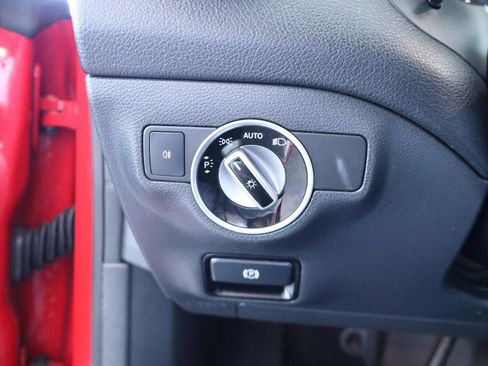 Used 2018 Mercedes-Benz CLA 250 4MATIC image 27