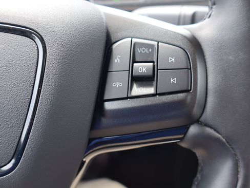 Used 2025 Ford Mustang Mach-E Premium AWD/4WD image 16