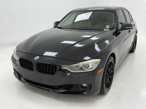 Used 2013 BMW 335i Sedan RWD image 4