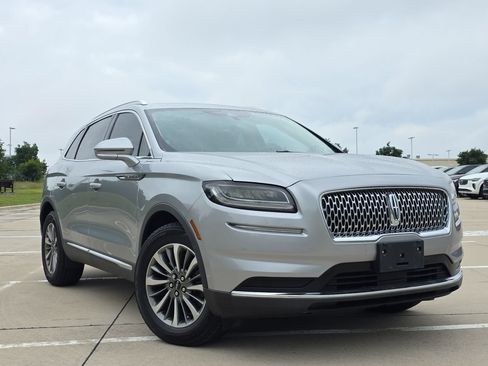 Used 2022 Lincoln Nautilus FWD w/ Premium Package image 1