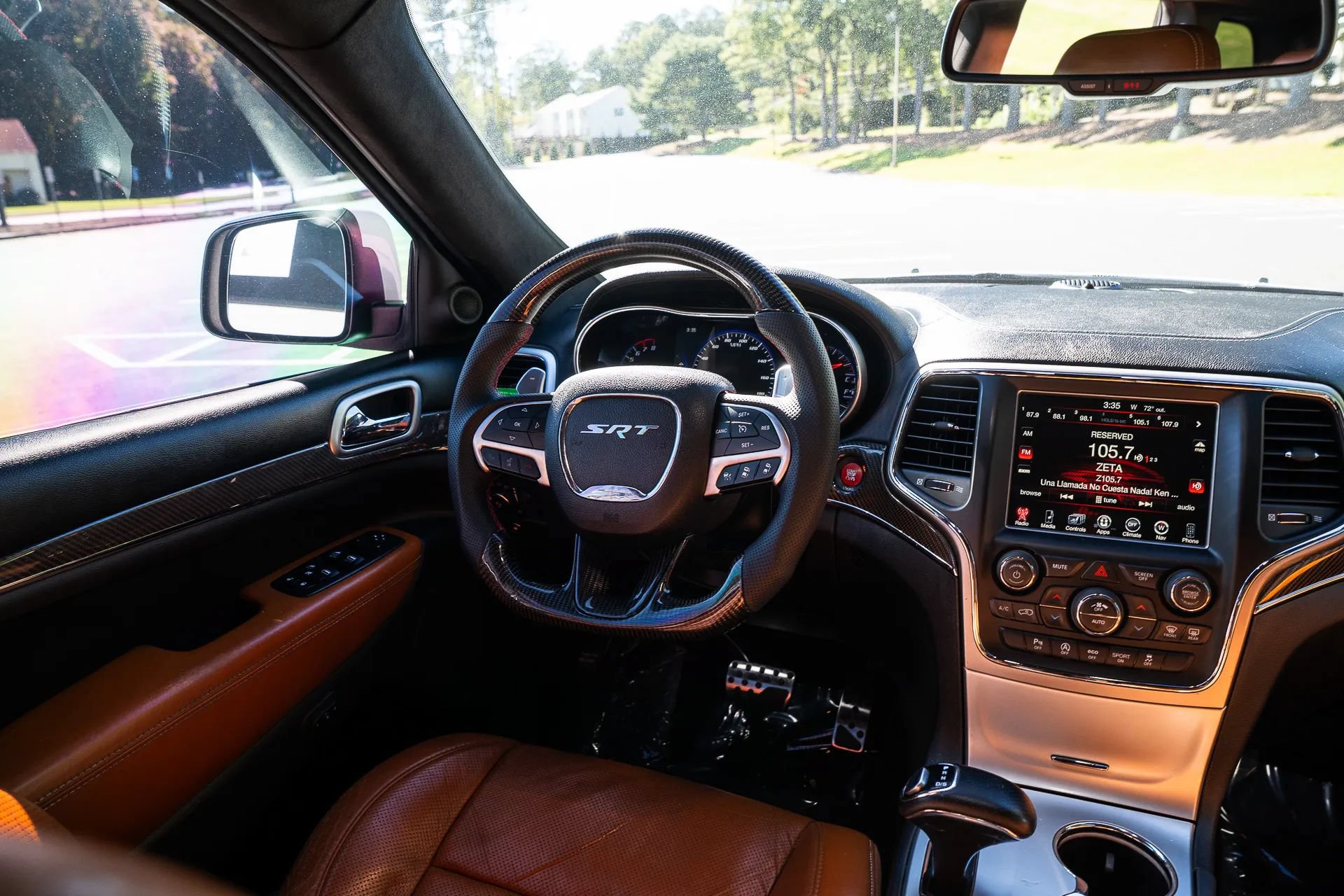 Used 2015 Jeep Grand Cherokee SRT AWD/4WD image 32