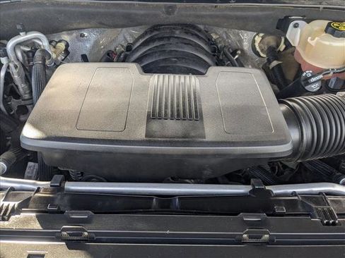 Used 2021 Chevrolet Tahoe LT w/ LT Signature Package image 22