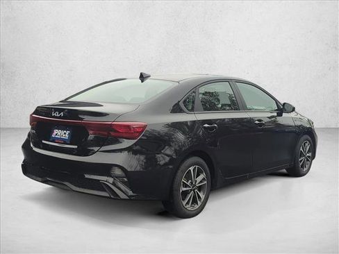 Used 2024 Kia Forte LXS image 5