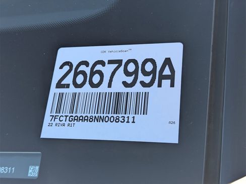 Used 2022 Rivian R1T Adventure image 10