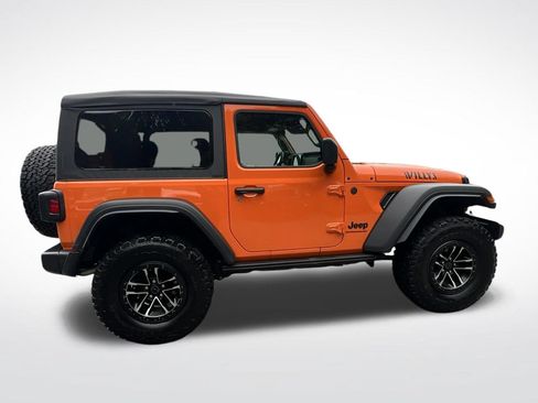 Used 2025 Jeep Wrangler Sport AWD/4WD image 6