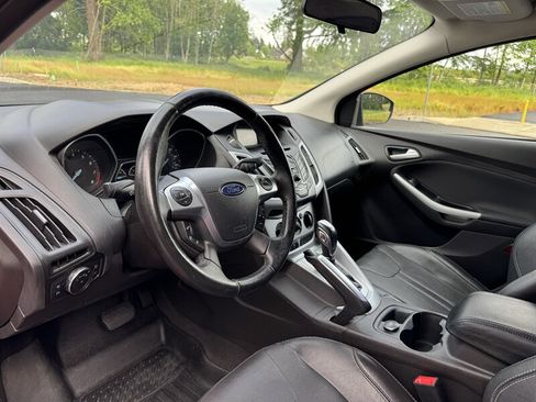 Used 2013 Ford Focus SE FWD image 10