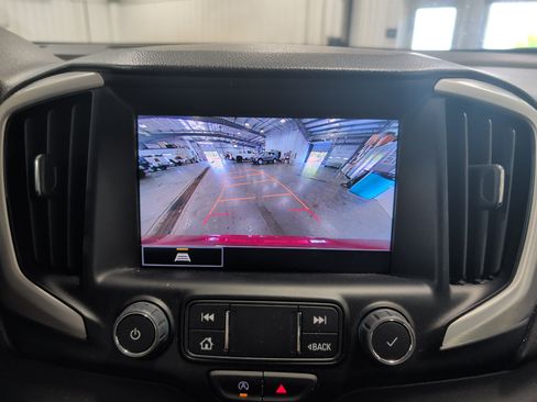 Used 2024 GMC Terrain SLE w/ Driver Convenience Package AWD/4WD image 12