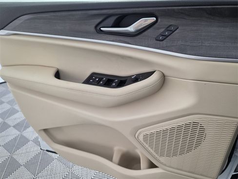 New 2025 Jeep Grand Cherokee Limited image 26