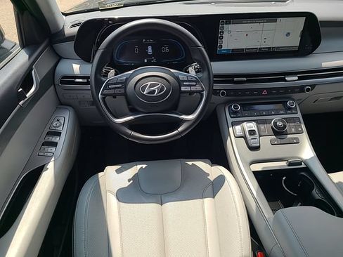 Used 2025 Hyundai Palisade SEL FWD image 26
