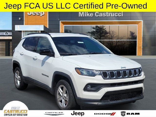 Certified 2023 Jeep Compass Latitude AWD/4WD image 1